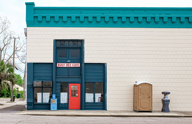 Portable Toilet Options We Offer in Lake Alfred, FL